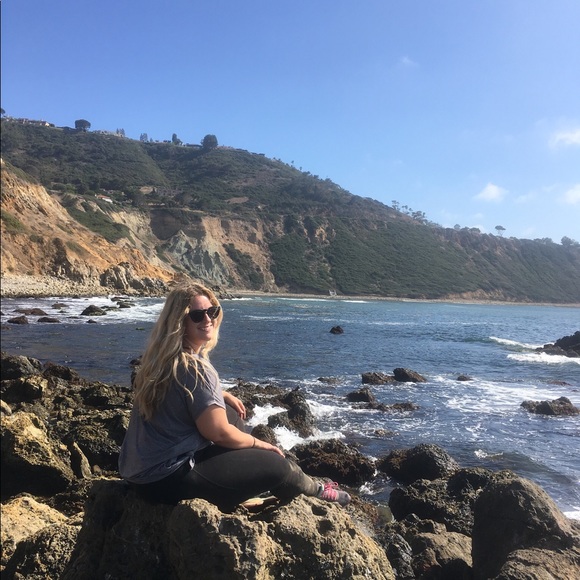 Meet your Posher, Kelsey - Picture 3 of 7